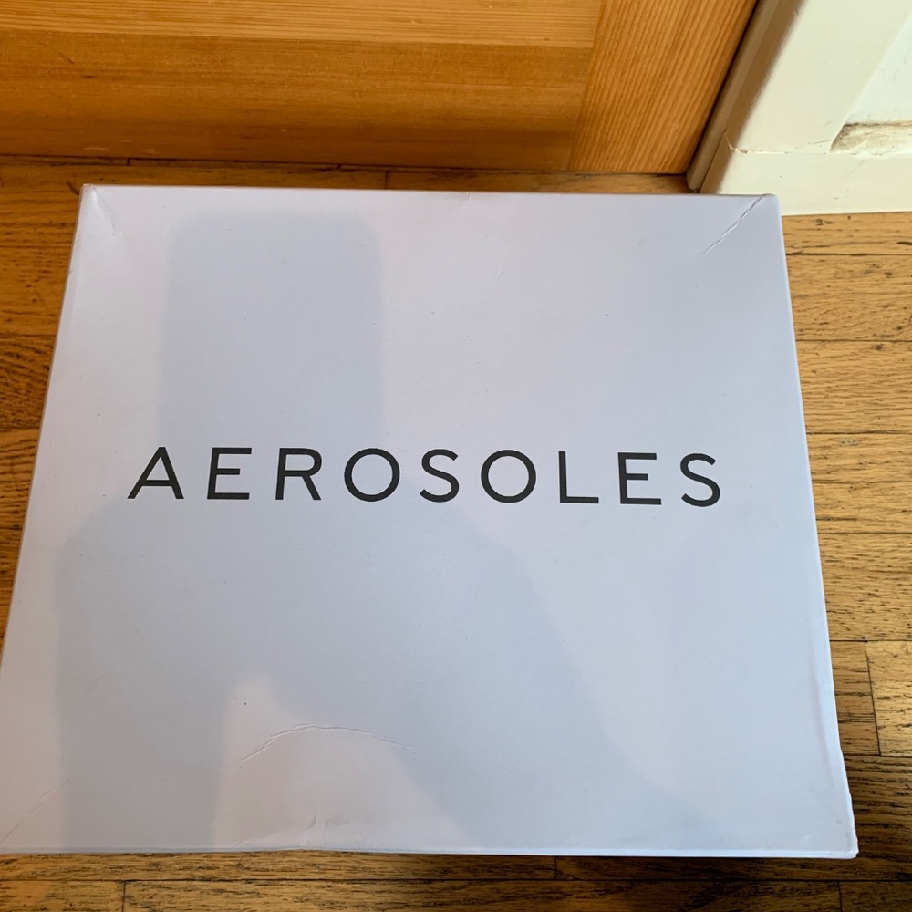 NIB Aerosoles Lace-up Boots - Picture 4 of 5